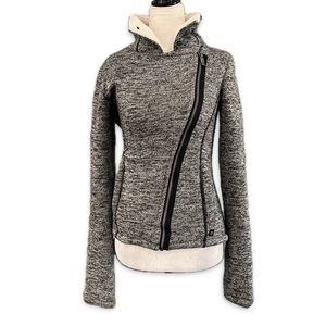 Bench Zip Up Fully Sweater